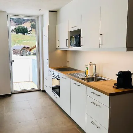 Arlberg Mountain 佩特诺伊阿尔贝格