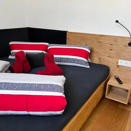 Arlberg Mountain * 佩特诺伊阿尔贝格